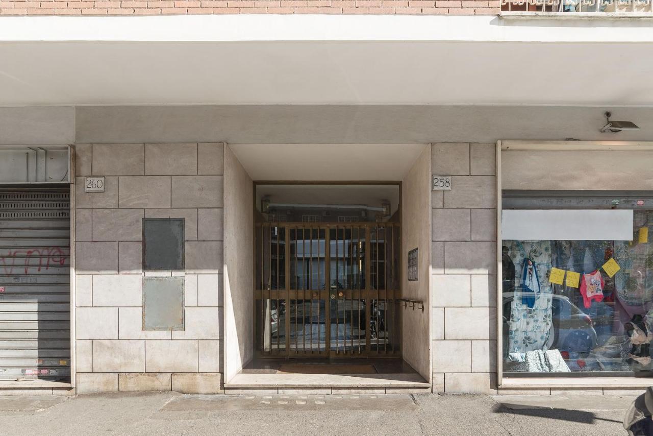 Pigneto & Malatesta Subway Flat Rome Bagian luar foto